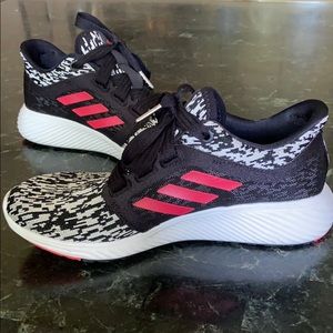 Adidas Women’s edge lux casual sneaker Size 6